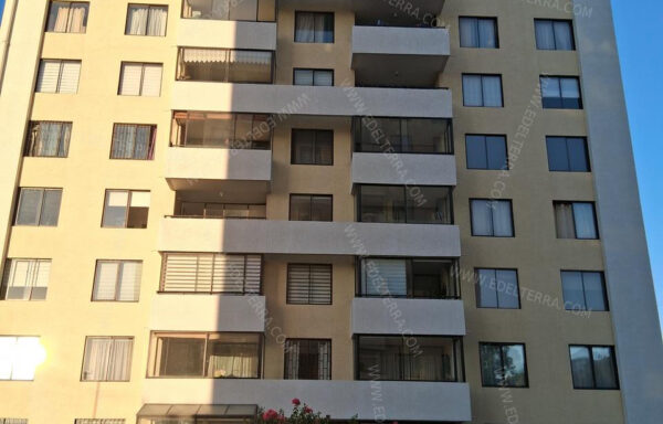 Vende Amplio Departamento en Condominio Puerta de Hierro – Quilpué Centro